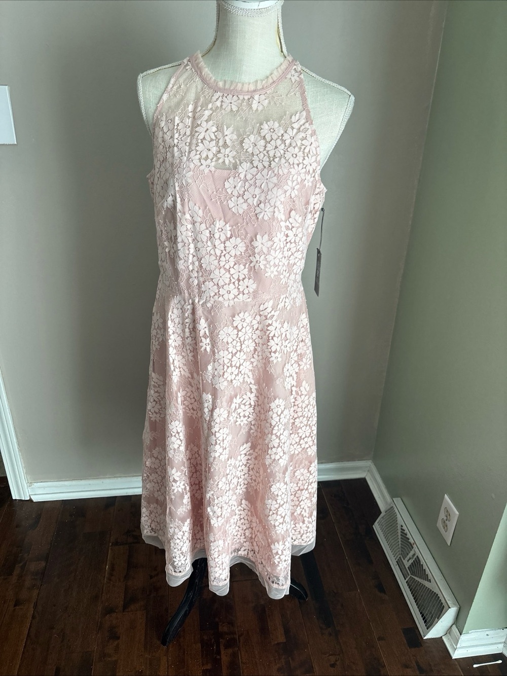 Vince Camuto Blush Pink Floral Lace Halter Midi Dress - Picture 2 of 11